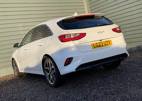 Kia Ceed 1.5 T-GDi ISG '3'  10