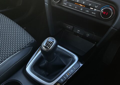 Kia Ceed 1.5 T-GDi ISG '3'  22