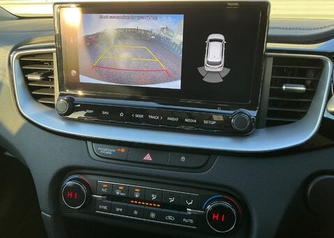 Kia Ceed 1.5 T-GDi ISG '3'  21