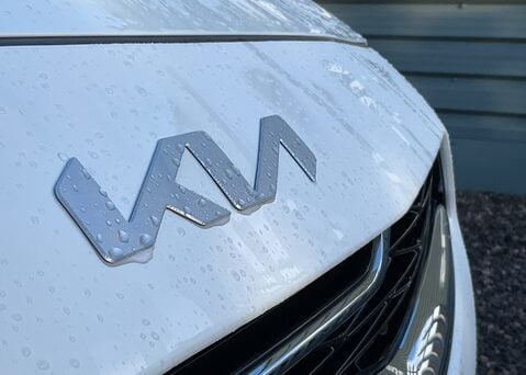 Kia Ceed 1.5 T-GDi ISG '3'  4