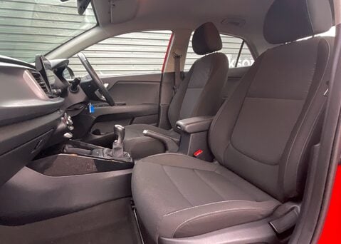 Kia Rio 1.0 T GDi 2 6