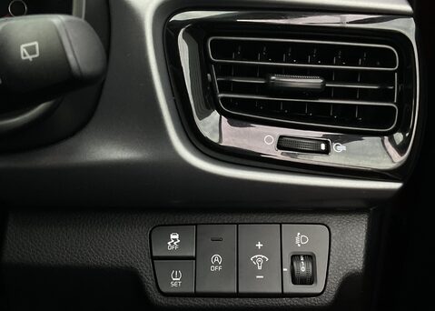 Kia Rio 1.0 T GDi 2 21