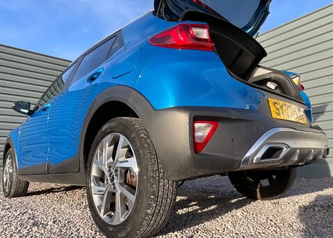 Kia Stonic 1.0T GDi 48V GTLine S 17