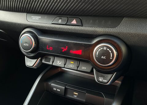 Kia Stonic 1.0T GDi 48V GTLine S 19