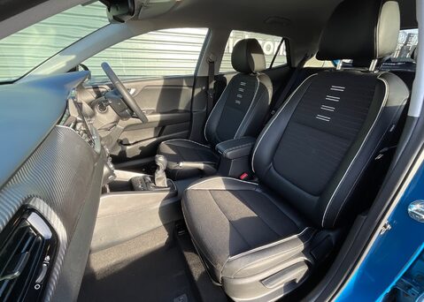 Kia Stonic 1.0T GDi 48V GTLine S 8