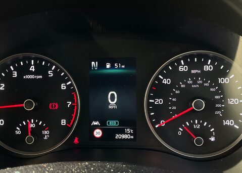 Kia Stonic 1.0T GDi 48V GTLine S 23