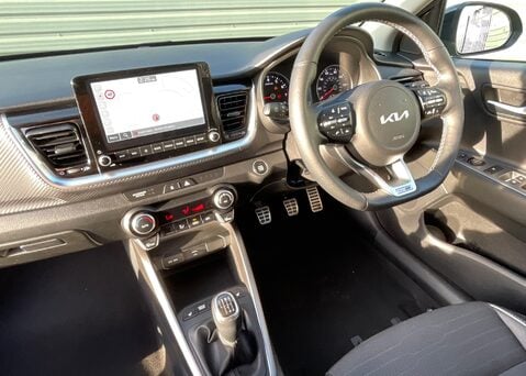 Kia Stonic 1.0T GDi 48V GTLine S 9
