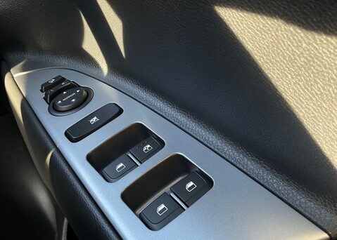 Kia Stonic 1.0T GDi 48V GTLine S 24