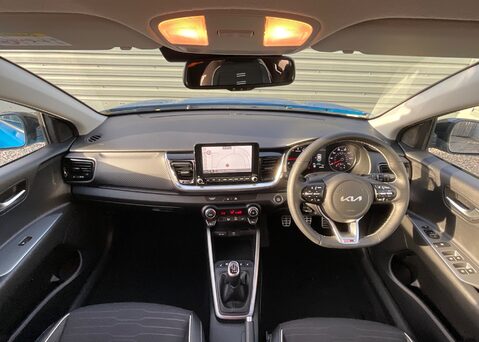 Kia Stonic 1.0T GDi 48V GTLine S 13