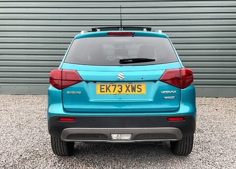 Suzuki Vitara SZ5 BOOSTERJET MHEV 9