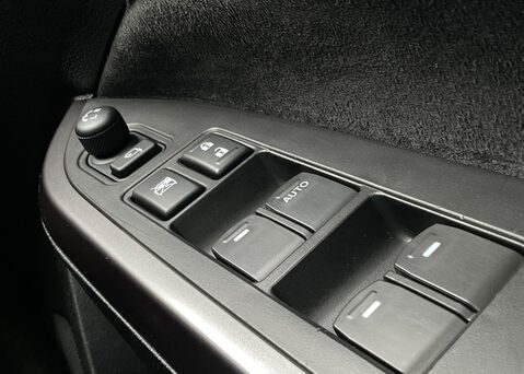 Suzuki Vitara SZ5 BOOSTERJET MHEV 25