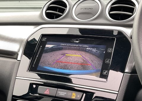 Suzuki Vitara SZ5 BOOSTERJET MHEV 19