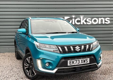 Suzuki Vitara SZ5 BOOSTERJET MHEV 1