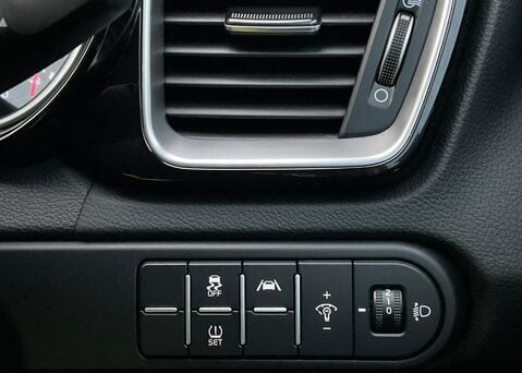 Kia Xceed 1.5 T-GDi '3'  24