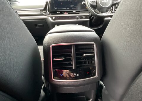 Kia Sportage 1.6T GDi 241 PHEV GT-Line 18