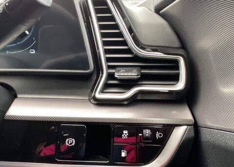 Kia Sportage 1.6T GDi 241 PHEV GT-Line 26