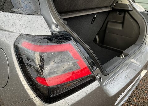 Suzuki Swift ULTRA 12