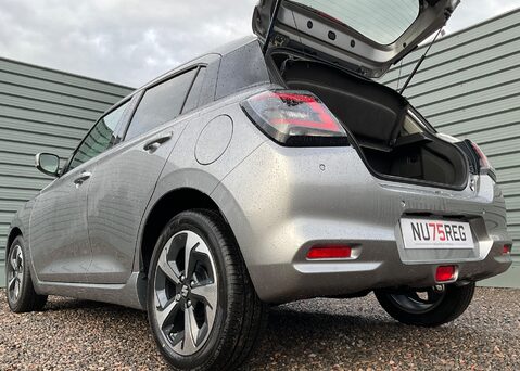 Suzuki Swift ULTRA 10