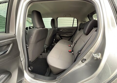 Suzuki Swift ULTRA 25