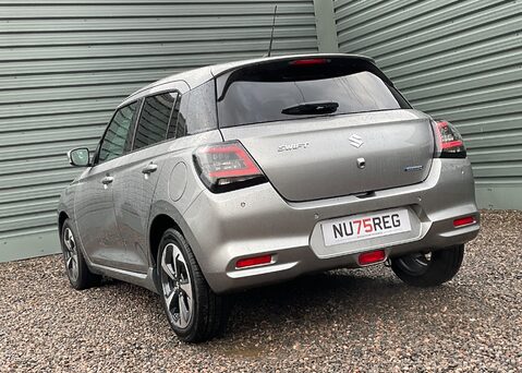 Suzuki Swift ULTRA 5