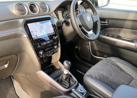 Suzuki Vitara ULTRA ALLGRIP 18