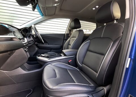 Kia Niro e-Niro '4+' 64 kWh 12