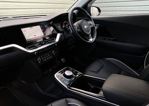 Kia Niro e-Niro '4+' 64 kWh 11
