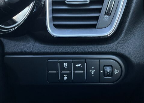 Kia Ceed 1.5 T-GDi ISG 3 21