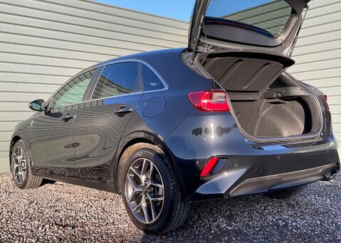 Kia Ceed 1.5 T-GDi ISG 3 18