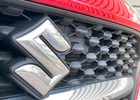 Suzuki Swift SZ5 DUALJET MHEV 8