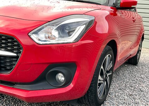 Suzuki Swift SZ5 DUALJET MHEV 7