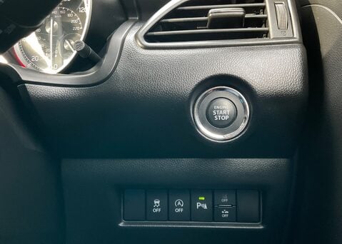 Suzuki Swift SZ5 DUALJET MHEV 22