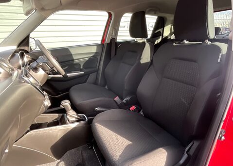 Suzuki Swift SZ5 DUALJET MHEV 12