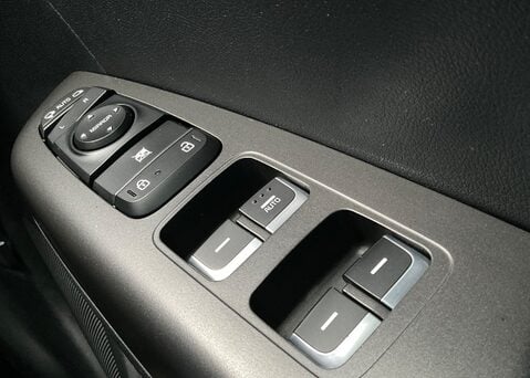 Kia Sportage 1.6 GDi ISG 2 23