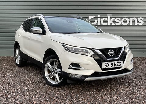 Nissan Qashqai DIG-T N-MOTION 1