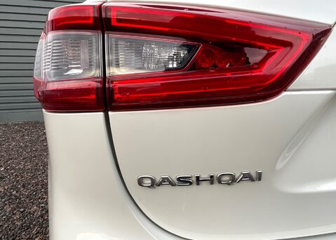 Nissan Qashqai DIG-T N-MOTION 13