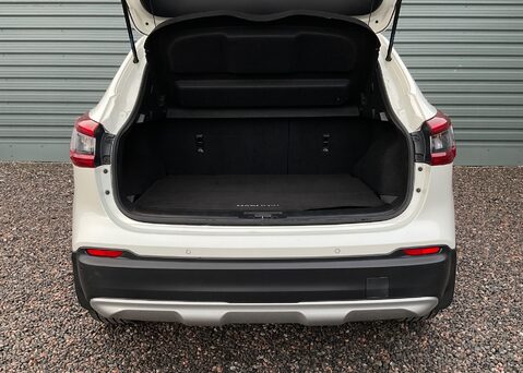 Nissan Qashqai DIG-T N-MOTION 20