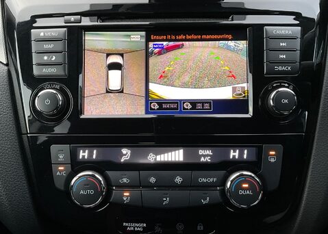 Nissan Qashqai DIG-T N-MOTION 19