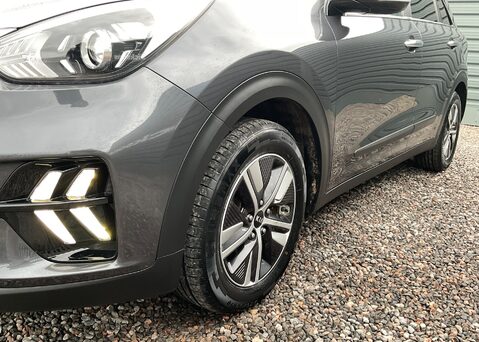 Kia Niro 1.6 GDi Hybrid 2 DCT 5
