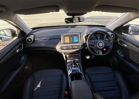 MG HS 1.5 T-GDI TROPHY DCT 14