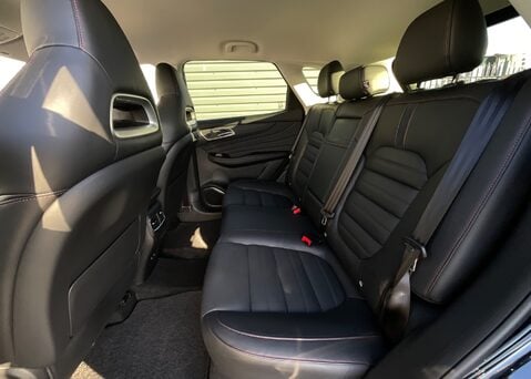 MG HS 1.5 T-GDI TROPHY DCT 12