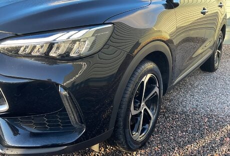 MG HS 1.5 T-GDI TROPHY DCT