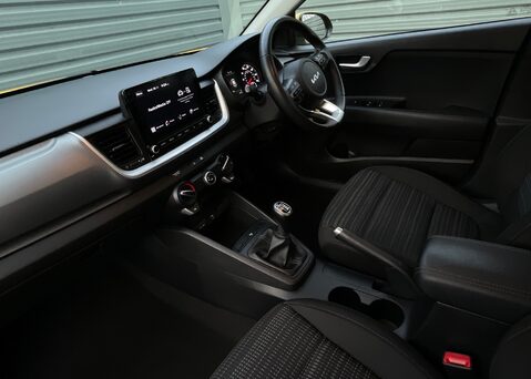 Kia Stonic 1.0 T-GDi 99 '2' 13