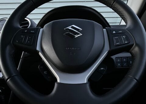 Suzuki Vitara SZ-T BOOSTERJET ALLGRIP MHEV 23