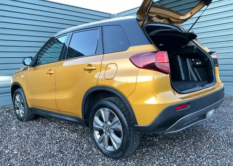 Suzuki Vitara SZ-T BOOSTERJET ALLGRIP MHEV 18