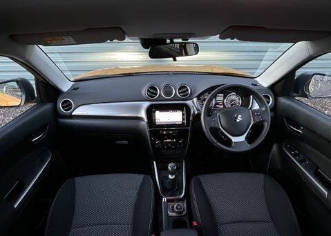 Suzuki Vitara SZ-T BOOSTERJET ALLGRIP MHEV 14