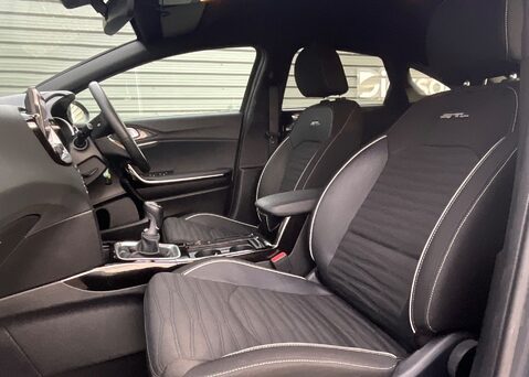 Kia Pro Ceed 1.5 T-GDi ISG GT-Line 6