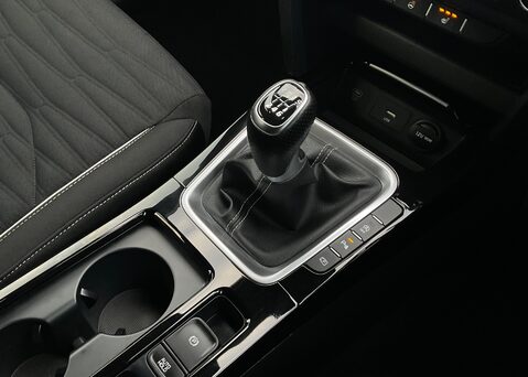 Kia Pro Ceed 1.5 T-GDi ISG GT-Line 18