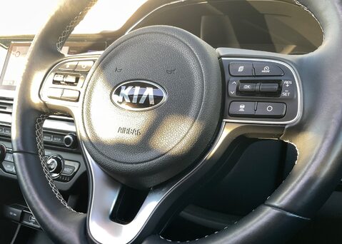 Kia Niro e-Niro '4+' 64 kWh 27