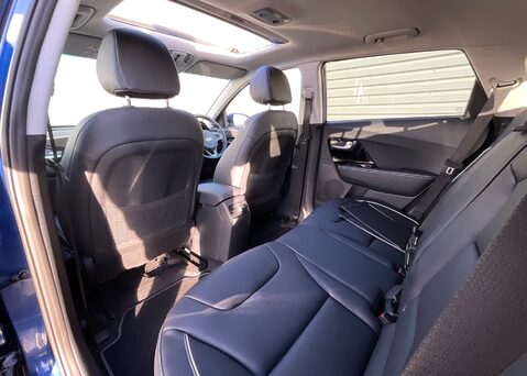 Kia Niro e-Niro '4+' 64 kWh 19